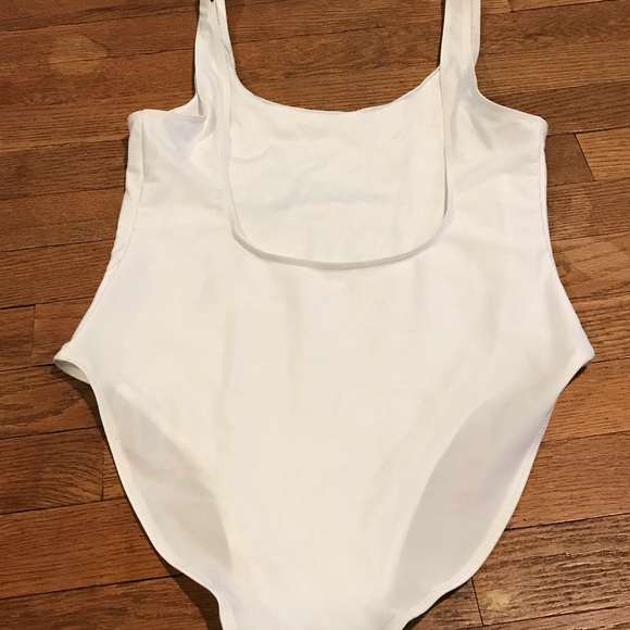 Bride One Piece - Picture 2 of 2